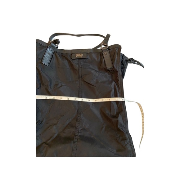 Burberry Nylon Bag with Nova-check Interior - Picture 9 of 13